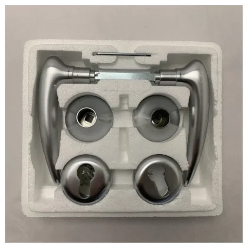 <div>Olivari M158RY8 Chrome Door Handle – Durable, Corrosion-Resistant Modern Design for Marine Use</div> product image