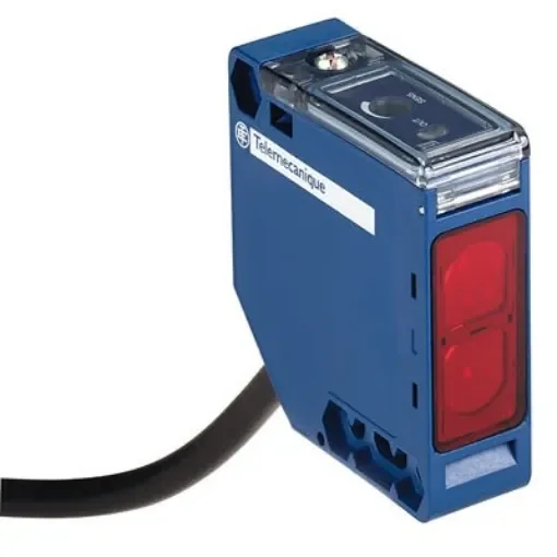 Telemecanique Sensors Reflex Photoelectric Sensor, Rectangular Sensor, 7 m Detection Range - XUK1APANL2 product image