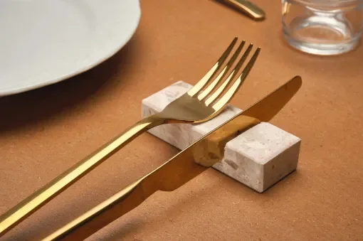 Marble Cutlery rests in Arabescato Marble with knife cut product image