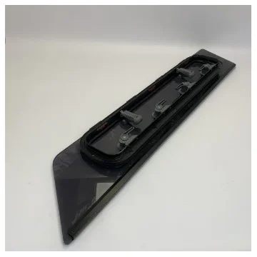 Lewmar Flush Trim Portlight Aft with Reinforcement and Opening Porthole - 30181200 product image